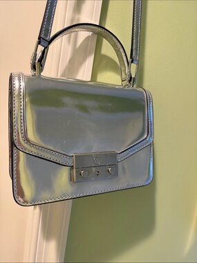 Tory Burch silver flap bag with removable crossbody strap. All leather!
